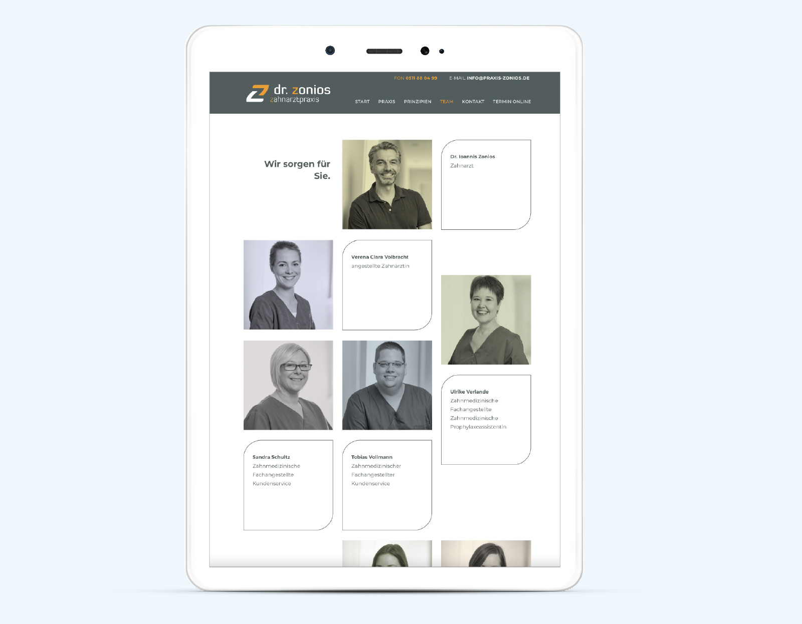 Website für Zahnaerzte auf dem Tablet